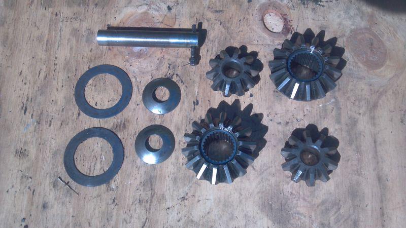 Jeep wrangler yj 93-95 tj xj zj 97-06 dana 35 1.56 differntial spider gears 