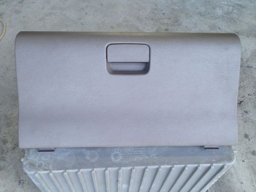 02&#039;-05&#039; dodge ram truck glovebox glove box taupe  oem  p5gt18trm