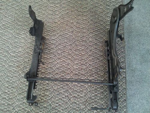 91-95 toyota mr2 driver side seat rails/ brackets oem left  turbo/na