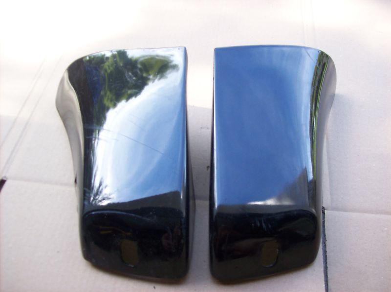 Porsche 944 turbo s2, black rear bumper plastic end caps