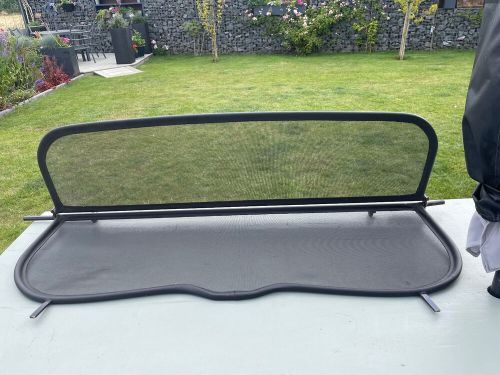 Wind deflector for 2008 mercedes convertible 200k