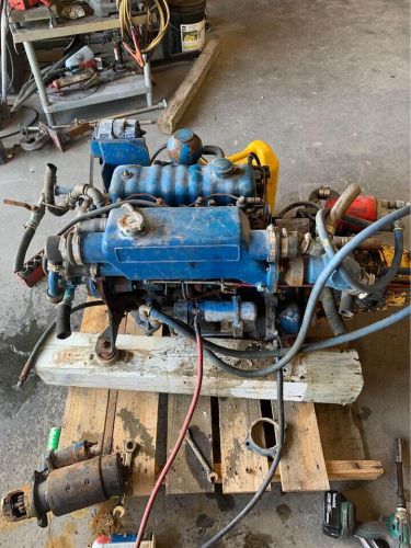 Perkins 4108 marine diesel engine + transmission 46 hp