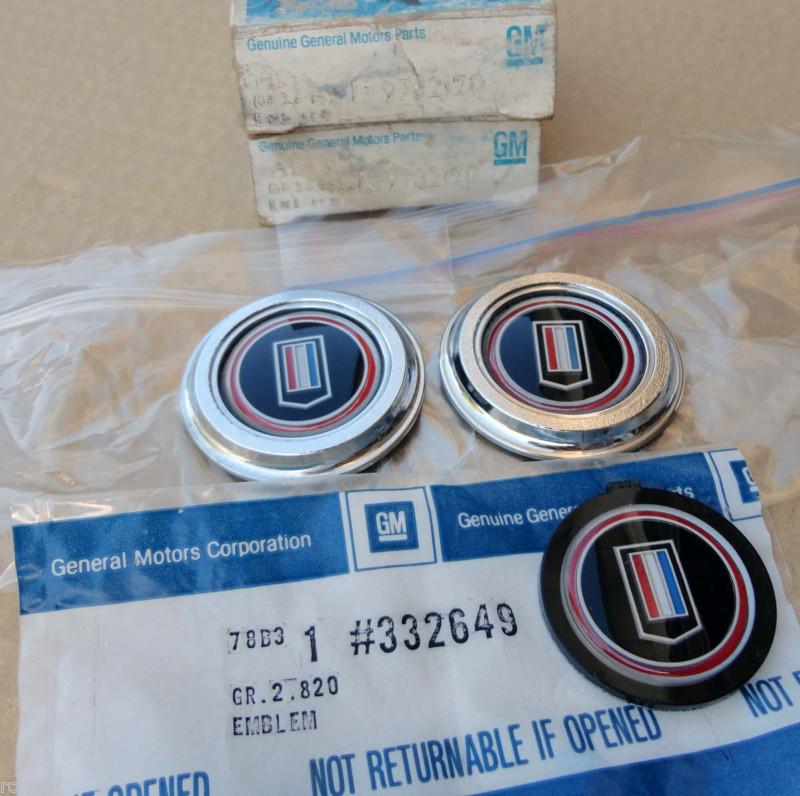 Nos 70-81 camaro + z28 door panel emblems power window + horn pad emblem rare gm