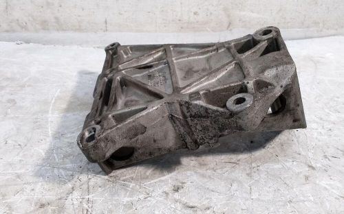 Vw touareg 7la, 7l6, 7l7 generator bracket 070903143c 2.46 diesel 26275881-