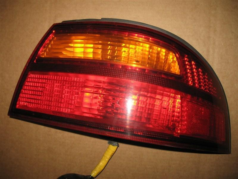 1998 1999 toyota avalon right passenger side tail light rh r 98 99 oem used