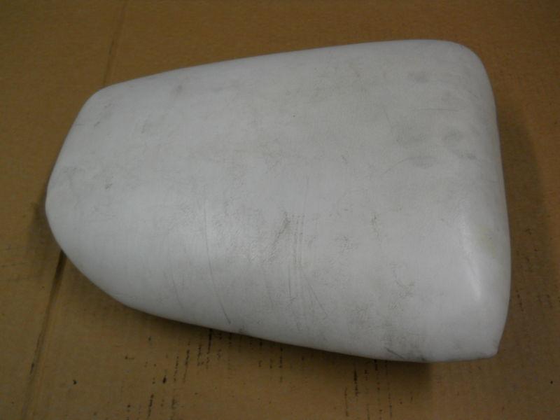 1994 1995 1996 kawasaki zx900 zx9r rear seat section white 94 95 96 zx 900 zx-9r