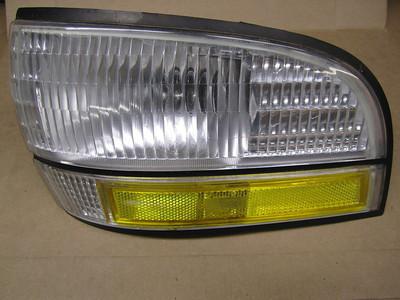 Buick park avenue 91-96 1991-96 buick lesabre 92-96 1992-96 corner light driver