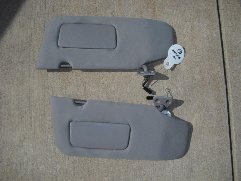 Nissan altima sun visor pair gray 98 99 00 01