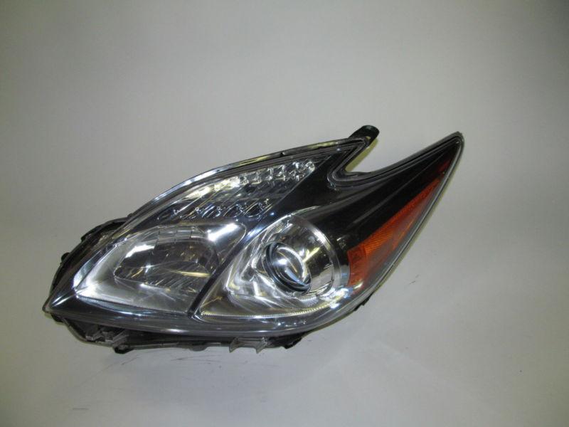 2010 2011 2012 toyota prius oem left halogen headlight nice!