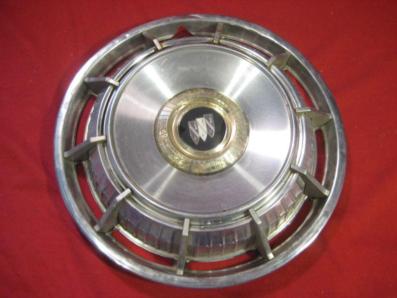 1962 buick 15" hubcap / wheel cover