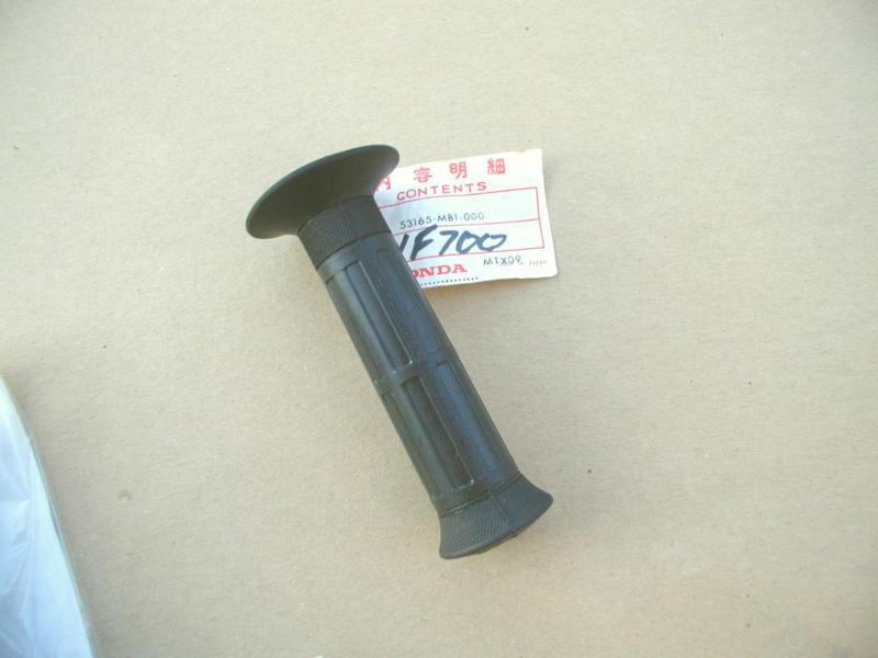 Honda nos vf750c vf1100c vf700c magna original factory grip - new