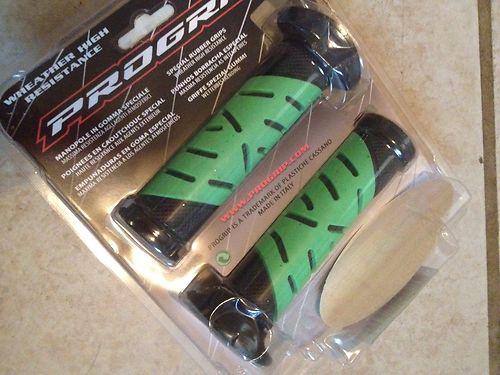 Progrip 719 motorcycle grip rubber, brand new