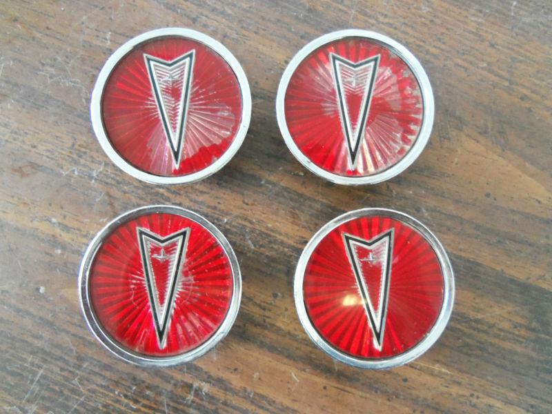 1982-1986 grand prix 1980's pontiac set of 4 center caps 254842 red centers 