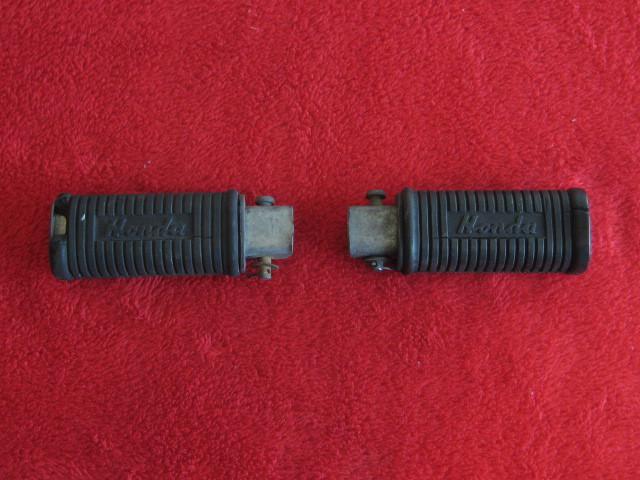 1963 honda ca72 dream touring 250 (early style) rear foot peg set