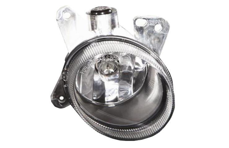 Passenger side replacement fog light w/o corner light 2010 mercedes benz e class