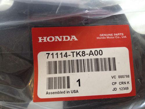 Honda odyssey r.f oem 71114tk8a00 fender-plate