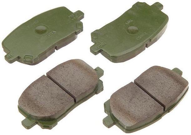 Oe front disc brake pad set 0446502070