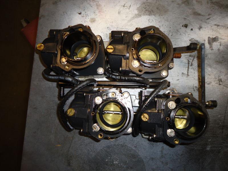 2000 johnson outboard 130hp engine set of carburators