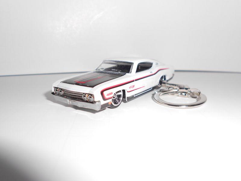 1969 ford torino talladega  key chain