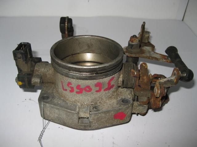 Throttle body bmw 325i 525i 1991 91 1992 92 11443