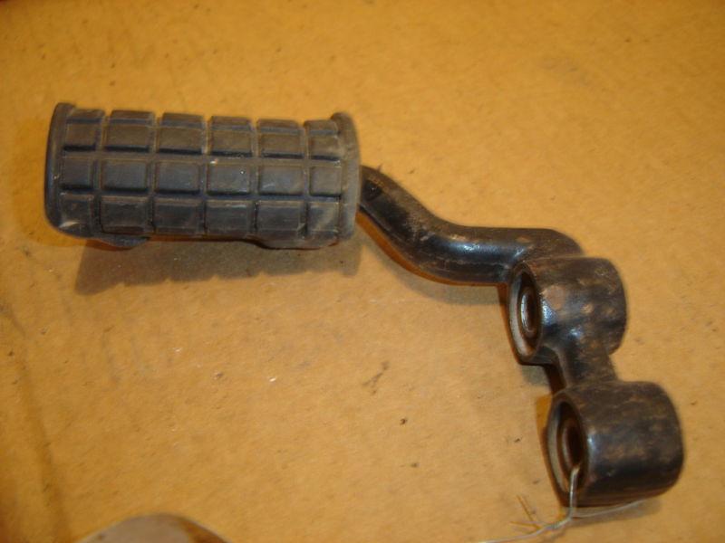  1978 suzuki gs550e left driver footpeg and bracket