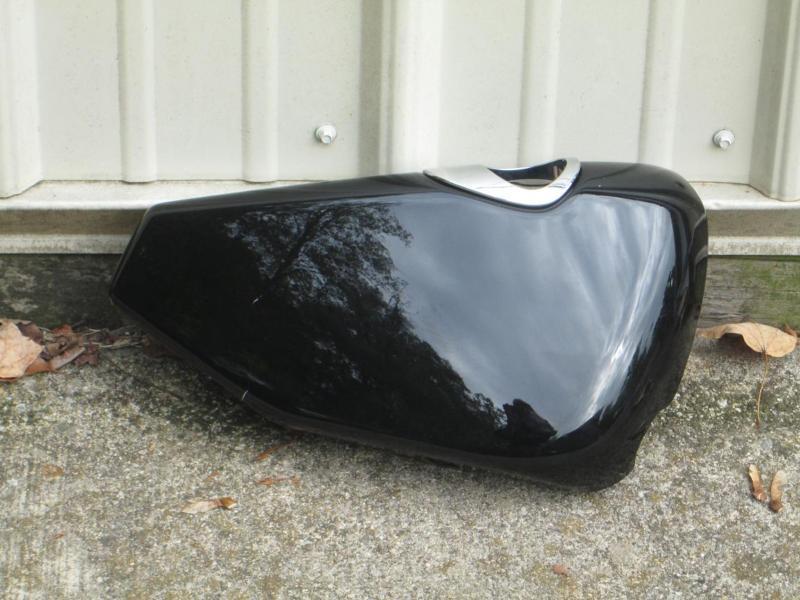 Harley davidson black right side oil tank cover 04-12 sportster