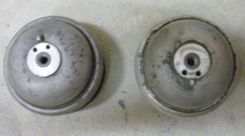 Two mercedes 300d motor mounts - used w124