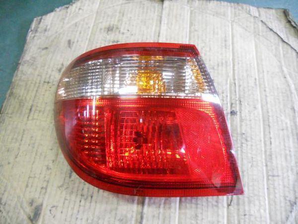 Nissan bluebird sylphy 2000 rear left combination lamp [4315600]