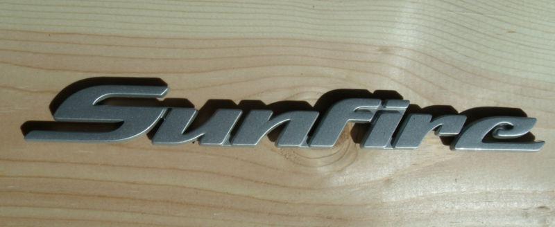 Pontiac sunfire emblem nameplate badge