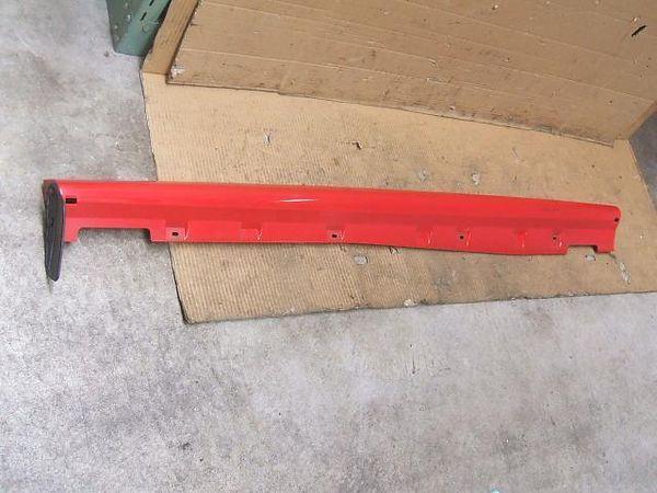 Daihatsu yrv 2000 right side step [0013700]