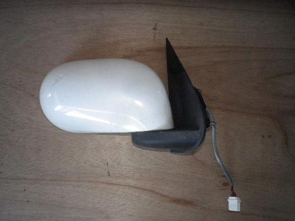 Nissan cube 2004 right side mirror assembly [5013500]