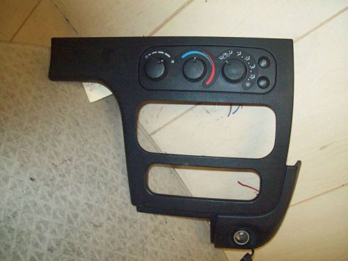 1998-2004 intrepid,concorde temperature climate control a/c / heat trim bezel