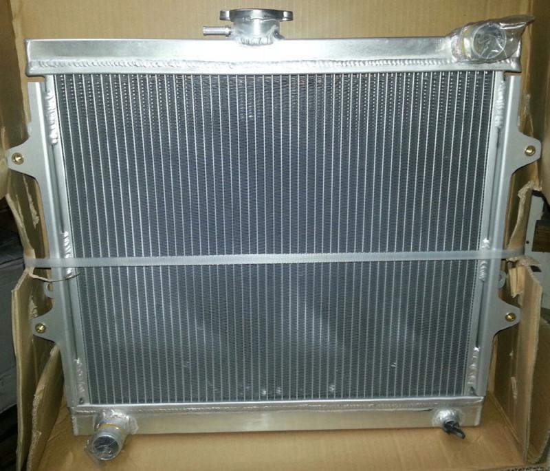 Fits toyota pickup radiator 1988 1989 1990 1991 1992 1993 1994 1995 2.4 l4