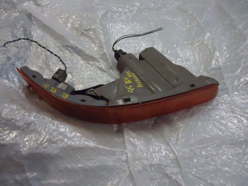 Toyota navalon rh passenger side bumper corner park turn signal  oem 95 96 97