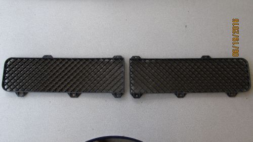 Mgb grill inserts black plastic for 73-74 models