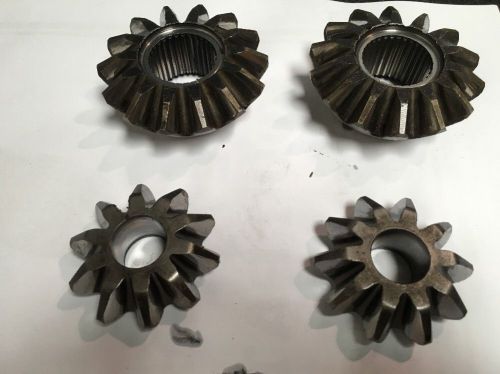 Oem ford 8.8&#034; rear axle 31 spline internal spider gears