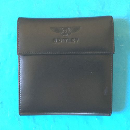 Bentley flying spur navigation 7-cd set with bentley embossed leather case