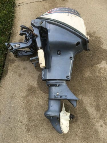 Vintage evinrude outboard motor 1964 9.5hp sportwin w/ evinrude gas tank