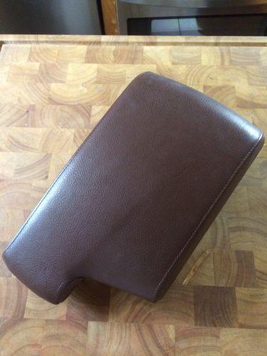 Bmw e90 325i center armrest pad leather - brown