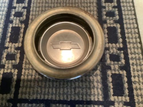 1961 1962 1963 chevy truck c10 dog dish clip style hub cap