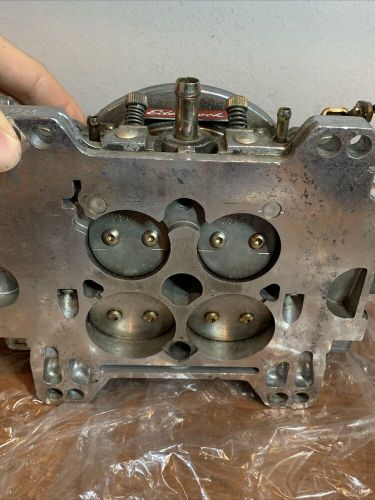 Edelbrock 1405 carburetor