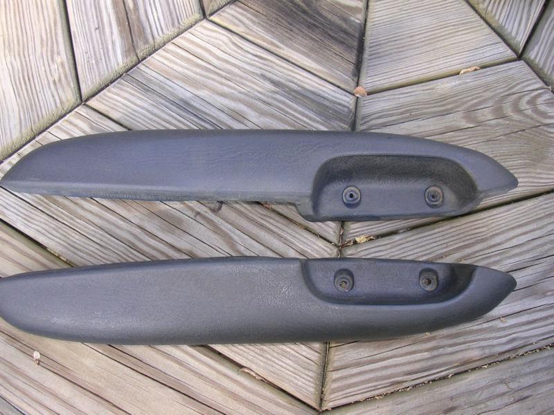 Chevrolet chevy truck silverado 1988-98 arm rest blue (2)pair