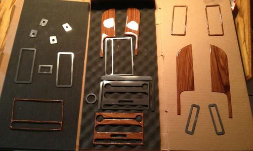 Ford edge.  wood dash kit  23 pieces 2009-2010. doors, radio & air vent trim