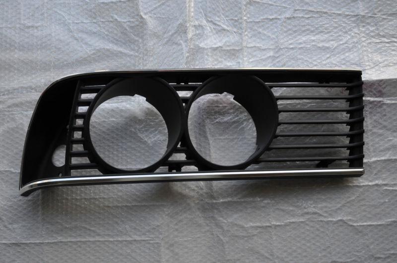 Bmw e24  6 series   635csi l6 m6  passenger  rh  headlight grille  oem   used