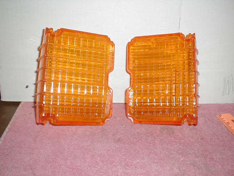 New 1972 chevrolet chevelle front turn signal amber lenses ...pair...