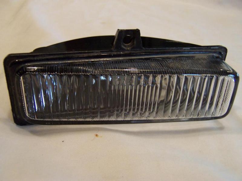 93-97 chevy camaro oem fog light rh driving lens bulb nice!! almost nos quality!