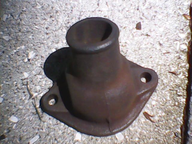 Mopar original thermostat housing 426 hemi