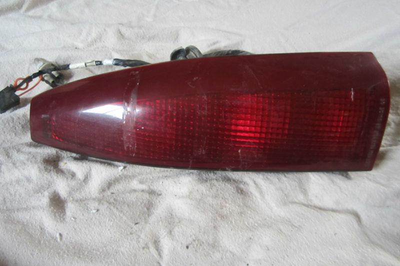 92 93 94 95 96 cadillac eldorado passenger side rear brake tail light lamp oem