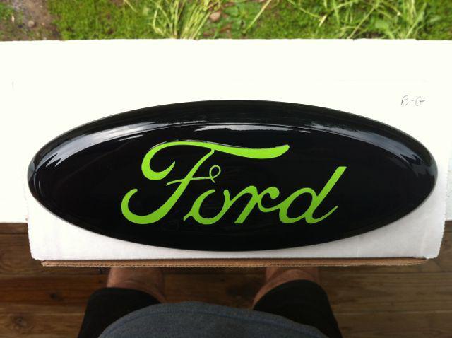 2004-13 f-250 truck,9" grille/tailgate oval emblem"custom",black neon letters