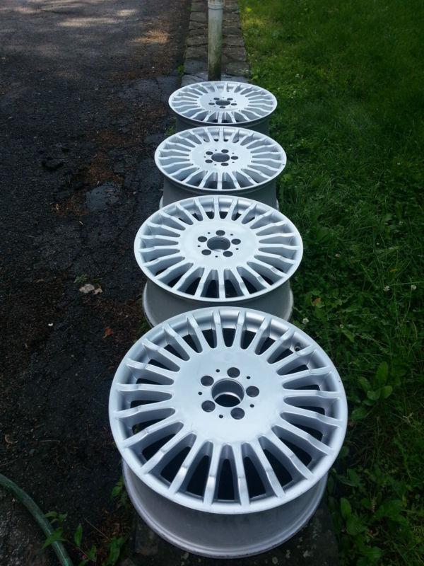 Mercedes s550 wheels 19"x8.5 et43 5x112 excellent condition oem vw audi